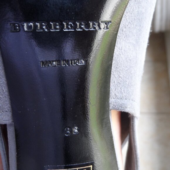 New Burberry Prorsum Gray Suede Heels w/Ankle Wrap Buckle Straps Size 38B - Picture 16 of 16